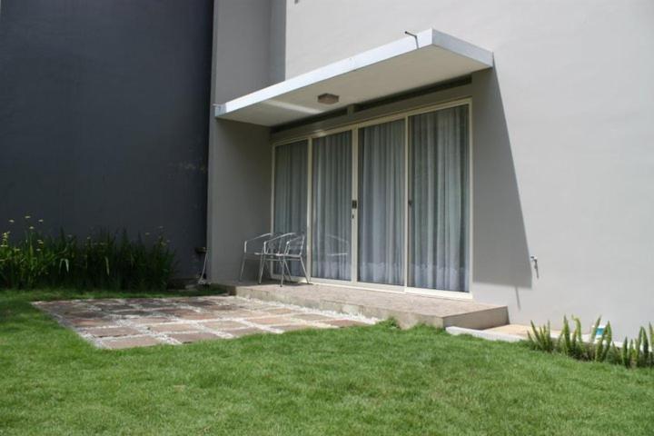 Imah Dago Villa - Budget Staycation Villa In บันดุง ภายนอก รูปภาพ